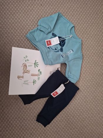 Ensemble bébé + boîte Kdo
