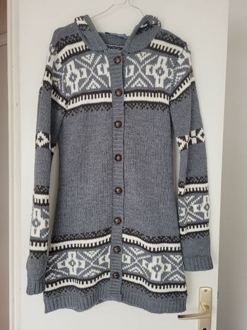 Gilet long à capuche