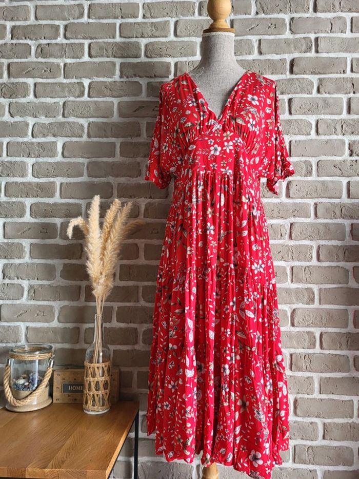 Belle robe Zara rouge à imprimé fleuri - Bohème Romantique