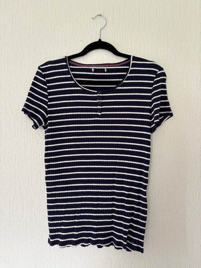 Tee shirt taille 38/40