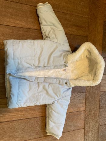 Superbe manteau d hiver absorba tout chaud 18 mois