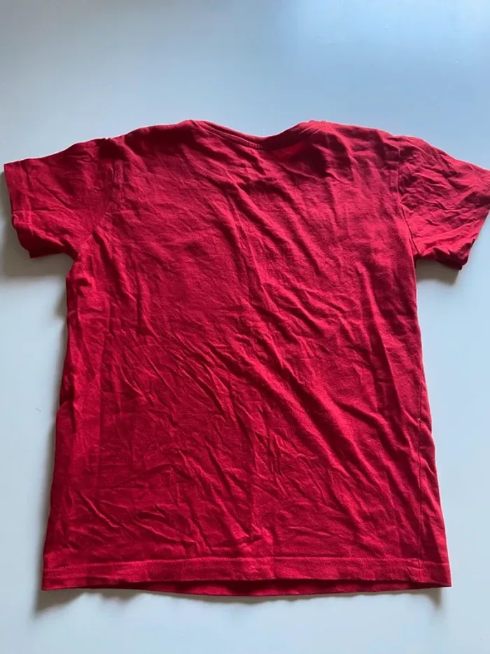 Teeshirt rouge - photo numéro 2
