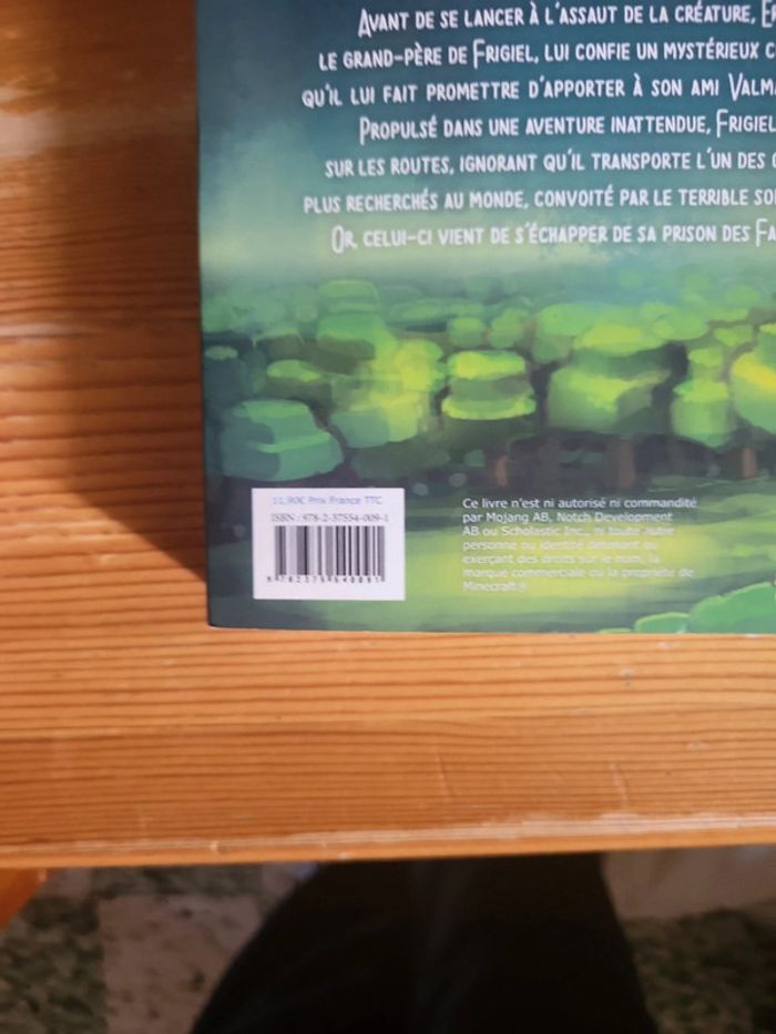 Livre fragile et fluffy - photo numéro 5
