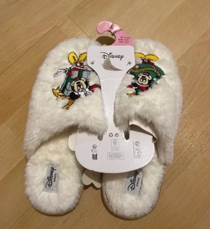 Disney Chaussons Peluche Adulte Chausson Peluche Adulte