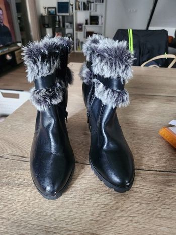 Bottines à talons noire