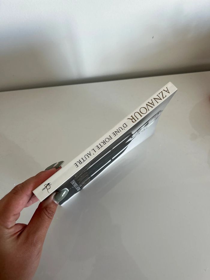 Livre Charles aznavour - photo numéro 2