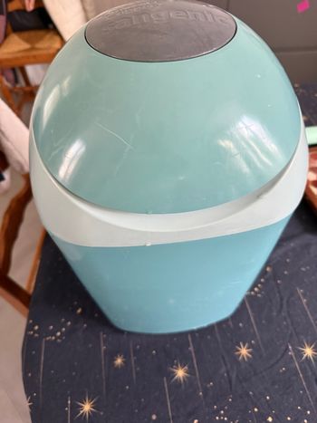 Poubelle à couche tommee tippee 