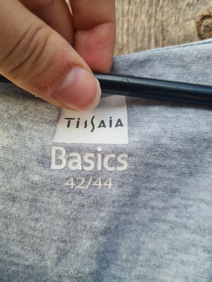 T-shirt unis gris Tissaia - photo numéro 3