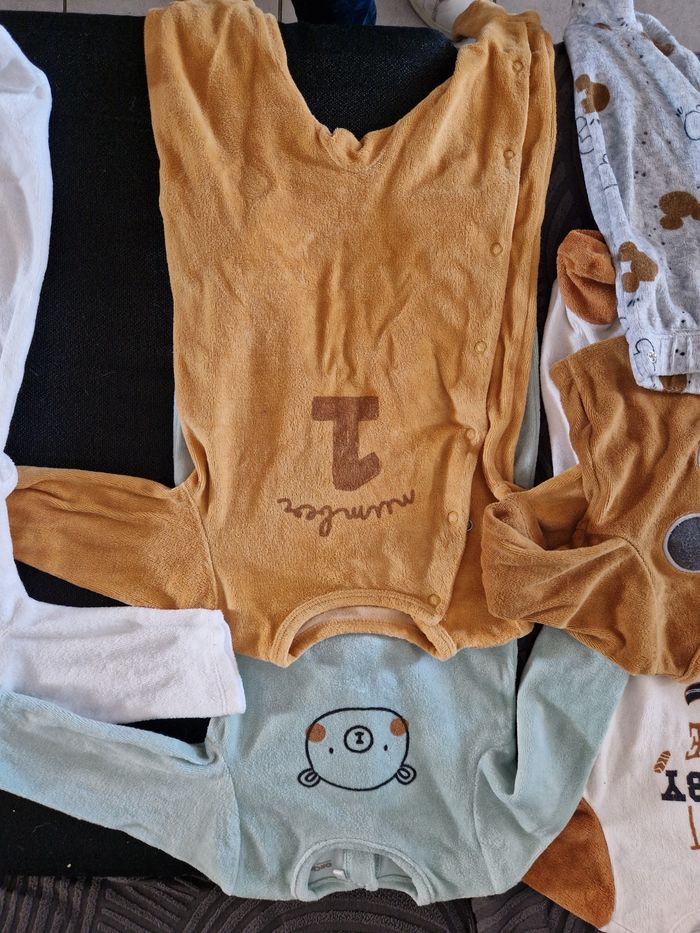 Pyjama bébé - photo numéro 1