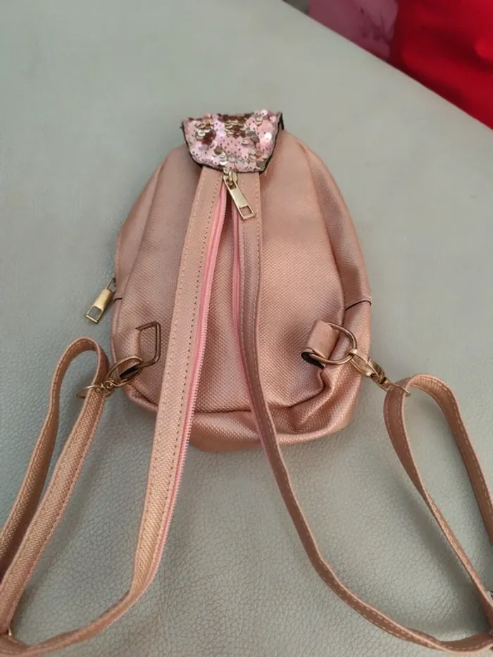 Sac a dos pailleté ou une seule anse - photo numéro 3