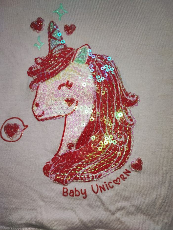 Tee shirt 24 mois (86 cm) licorne avec sequins - photo numéro 2
