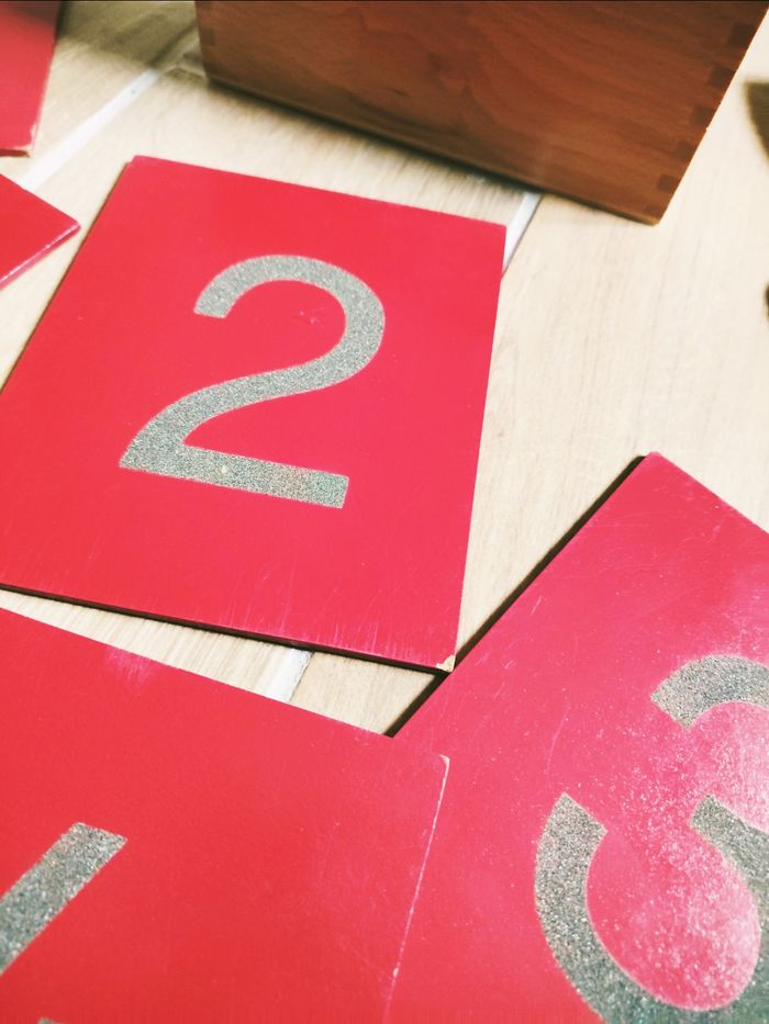 🔢Coffret Montessori avec chiffres rugueux 0 à 9 en bois - photo numéro 3