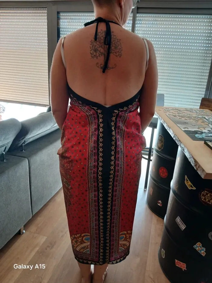 Robe longue dos nu - photo numéro 4