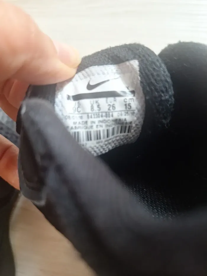 Basket à scratches noir Nike - 26 - photo numéro 2