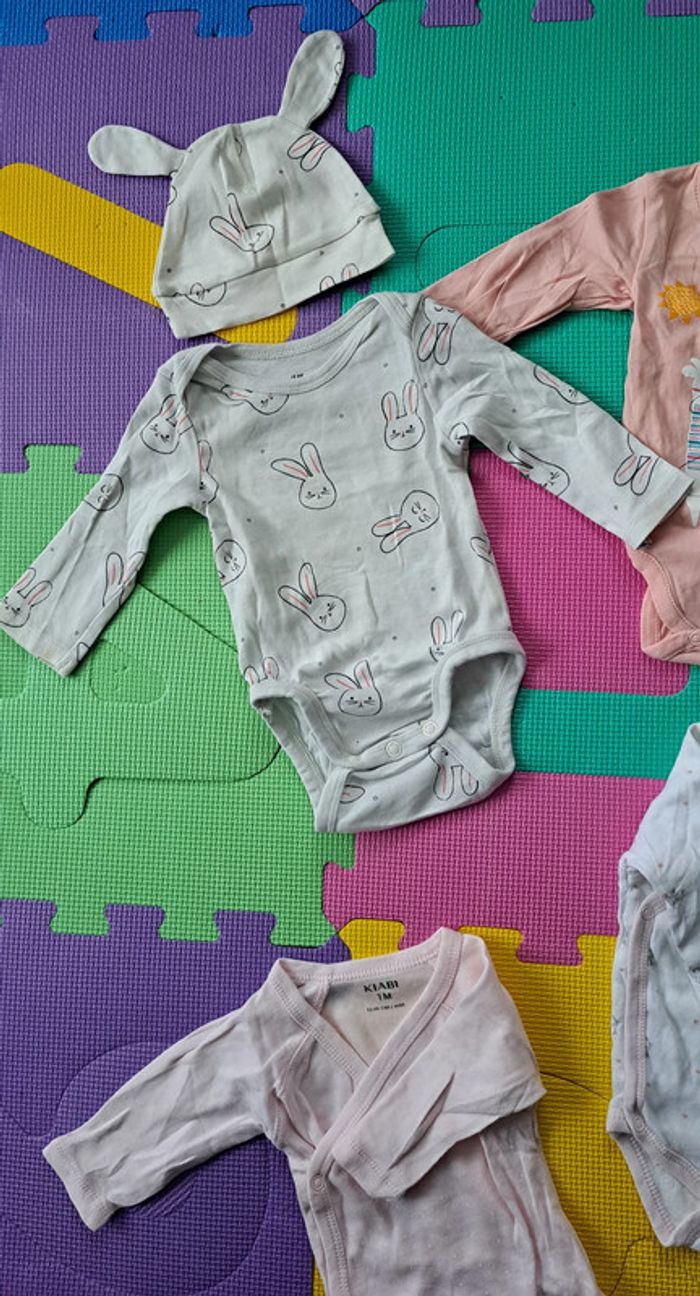Lot de 6 bodies ML 1 mois + 1 bonnet - photo numéro 2