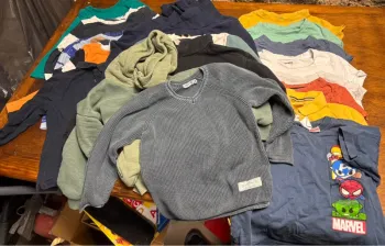 Lot Pull/Tee shirt  Taille 4ans