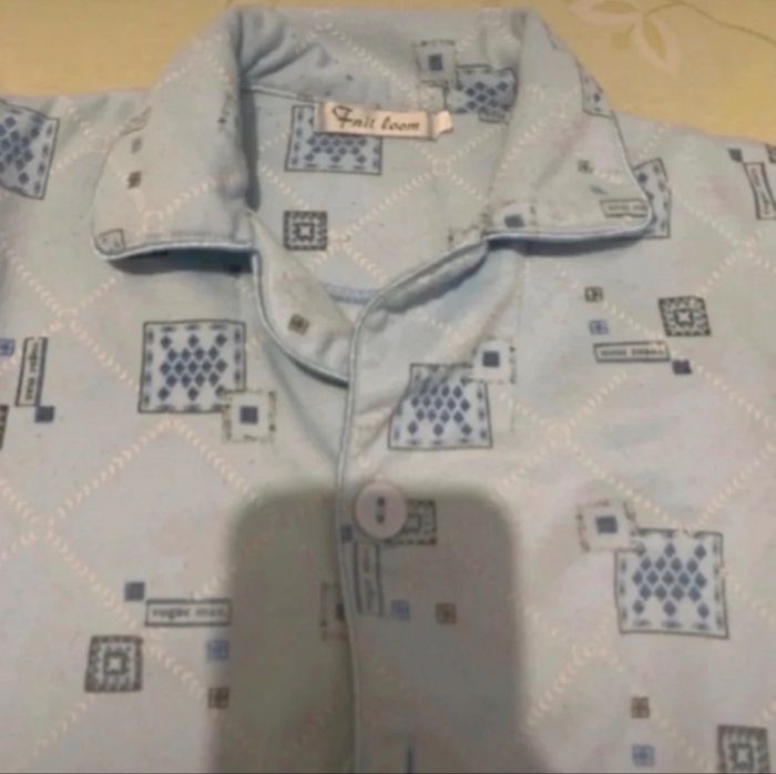 Pyjama 5/6 ans - photo numéro 3