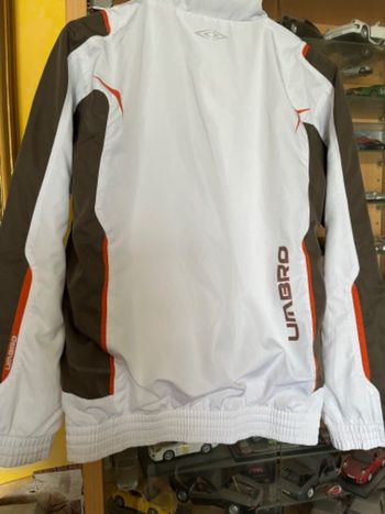 Veste garçon Umbro 14/15 ans ans neuf