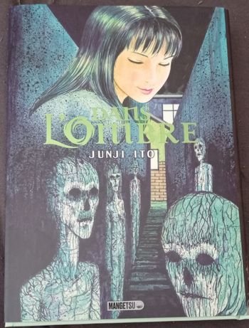 Livre dans l'ombre
