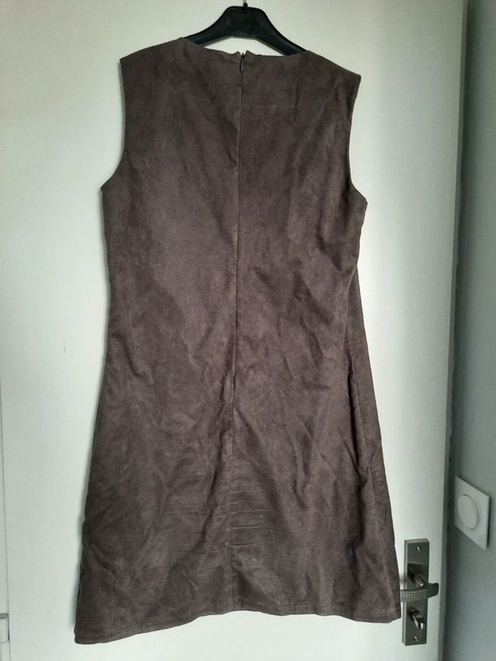 Robe Taille 40 - photo numéro 4