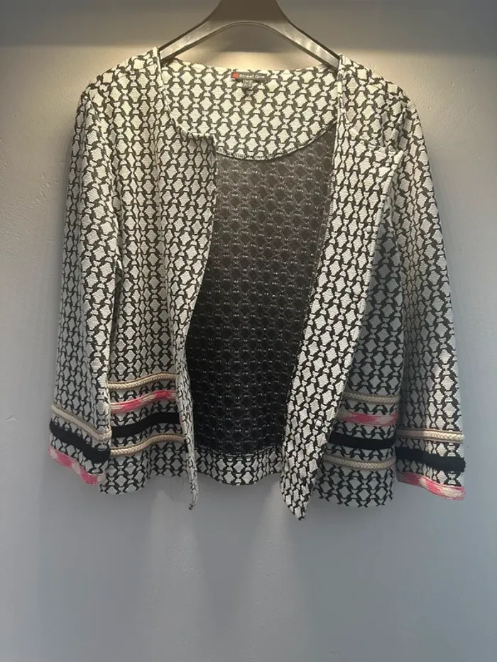 Jolie veste Street One noire et blanche T 42 - photo numéro 4