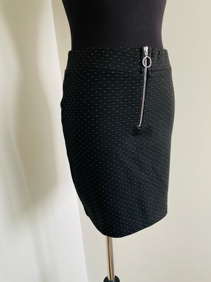 🦋 Jupe chic Femme. Noire pois blanc. Jennyfer. Taille 36 S. Neuve. - photo numéro 10