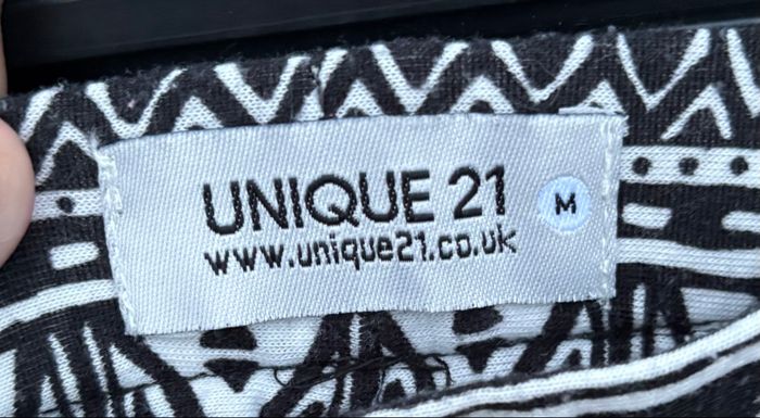 🖤 Jupe moulante à motifs noir et blanc – Unique21 – Taille 38 (M) - photo numéro 3