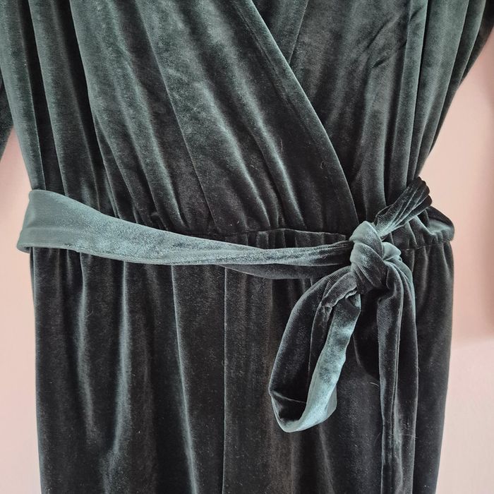 Combi short neuve vert en velours et dentelle - Kiabi - Taille XXL : 44 - photo numéro 4