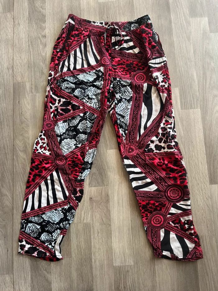 Très beau pantalon fluide taille 40