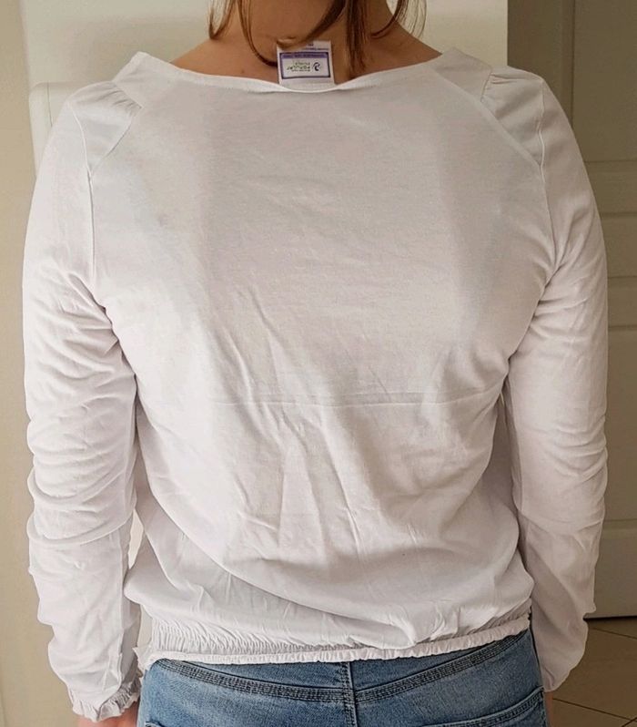 Tee shirt manches longues neuf - photo numéro 2