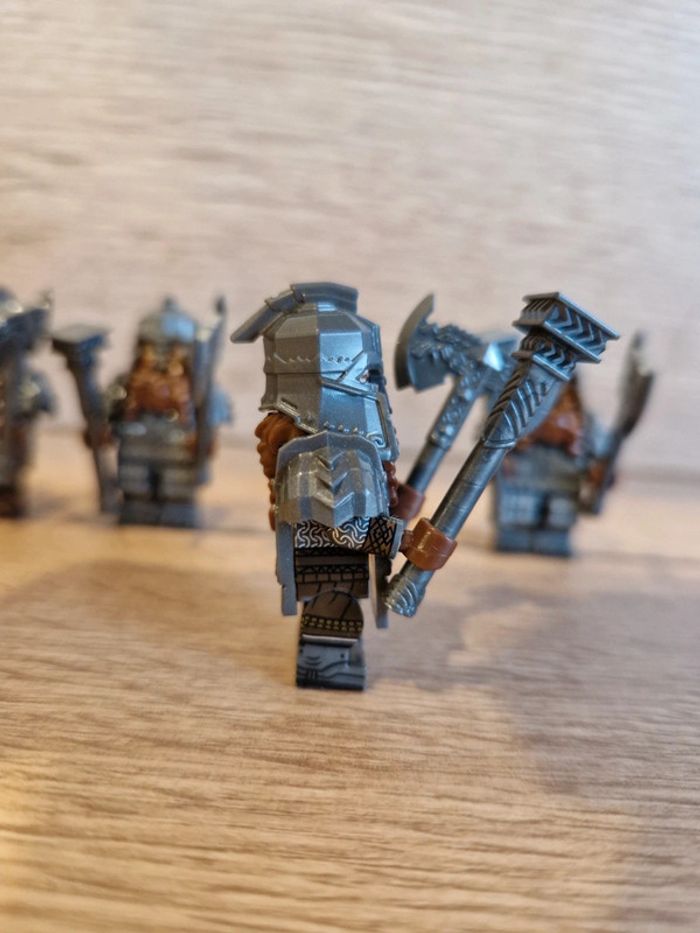 Figurines type lego 4 guerriers nains seigneur des anneaux - photo numéro 5