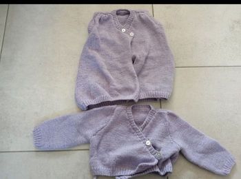Ensemble tricoté main 3 mois