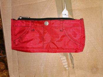 Pochette /trousse rouge