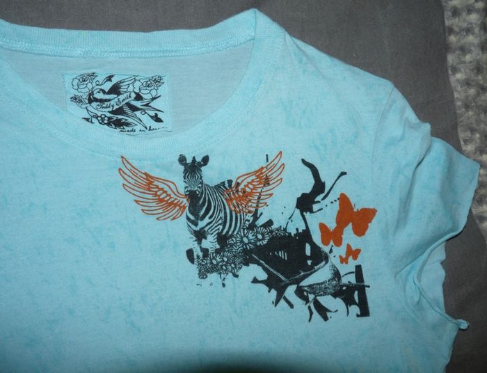 T-shirt Teddy Smith femme taille 2 mais correspond à un S-38 - photo numéro 2