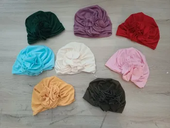 Bonnet turban a fleur