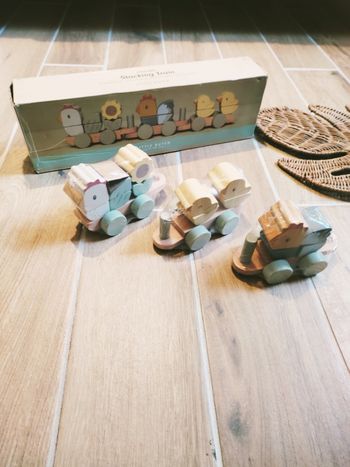 🐤Train en bois Poulet little farm formes/blocs à empiler-encastrer marque Little dutch