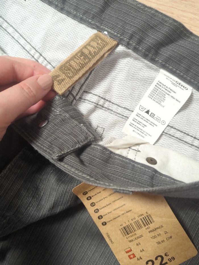 Jean neuf - photo numéro 5