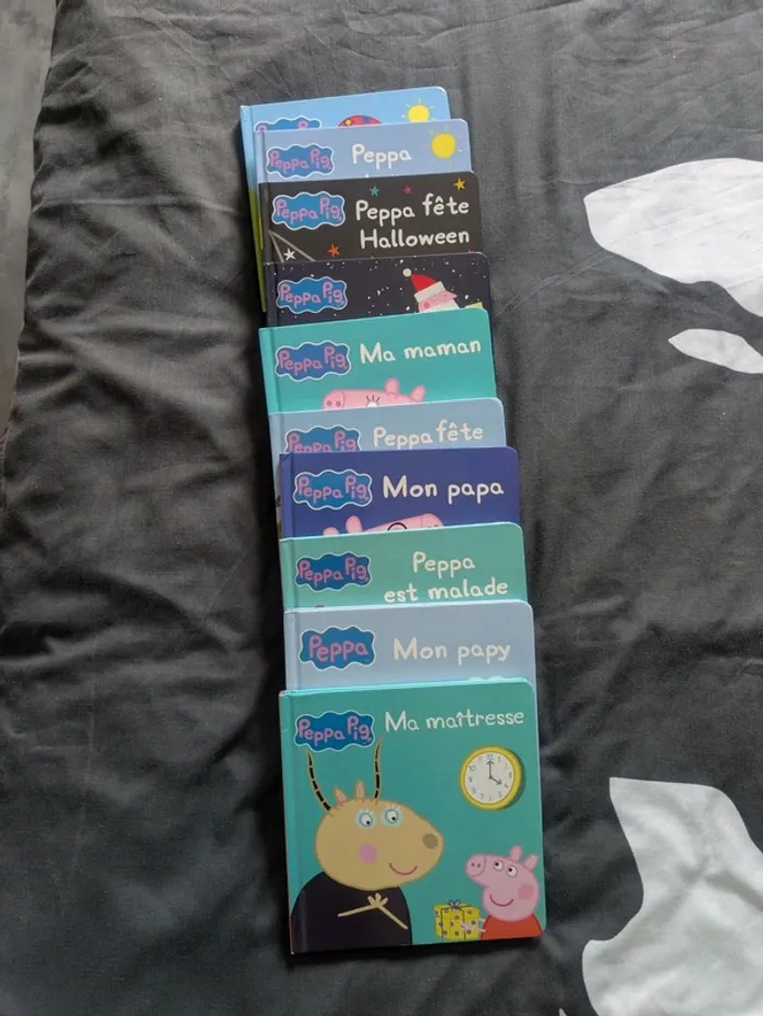 Lot de 10 livres Peppa TBE - photo numéro 4
