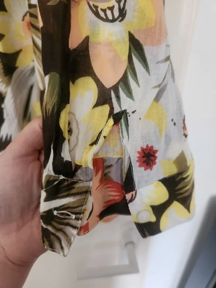 Jolie blouse fleurie en coton Riu Paris taille 38 - photo numéro 4