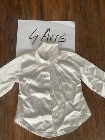 Chemisier en satin blanc