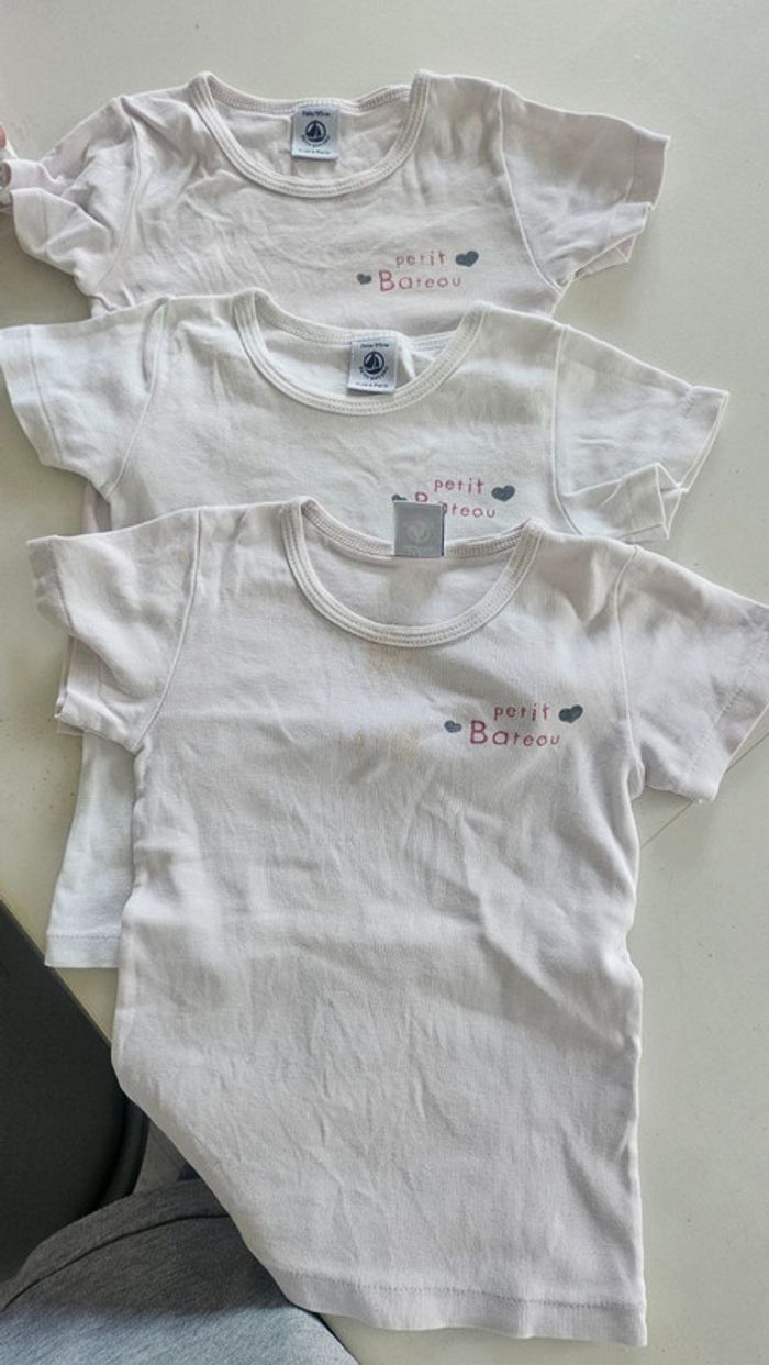 Lot 3 tee-shirt petit bateau