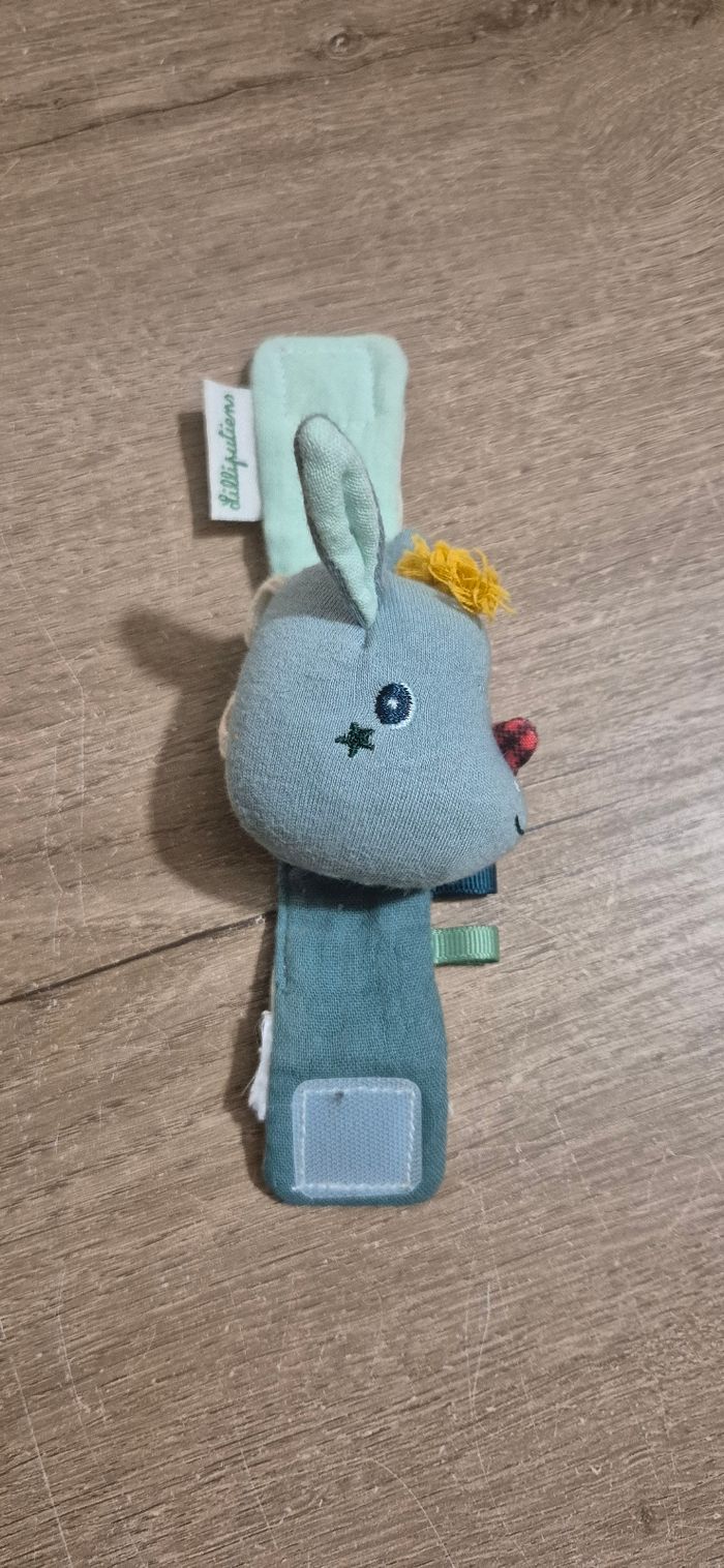 Hochet poignée Joe le dragon