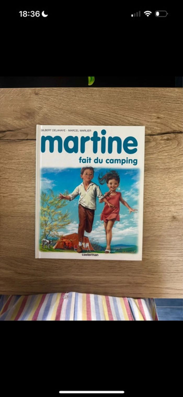 Livre Vintage Martine fait du camping pour Enfants
