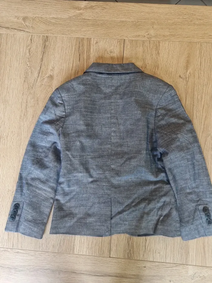 Veste de costume garçon 6 ans - État neuf - photo numéro 2