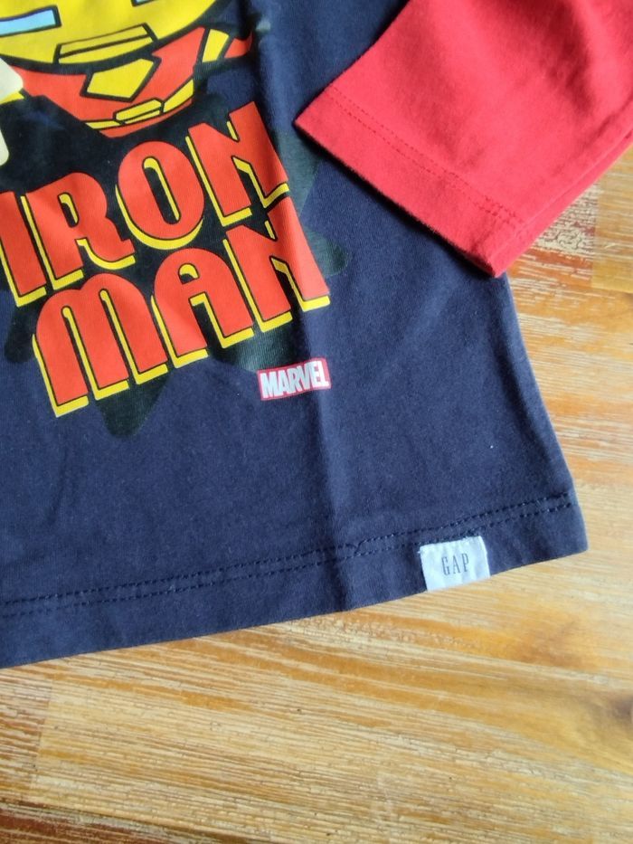 Tee shirt Iron Man de chez Gap taille 2ans - photo numéro 4