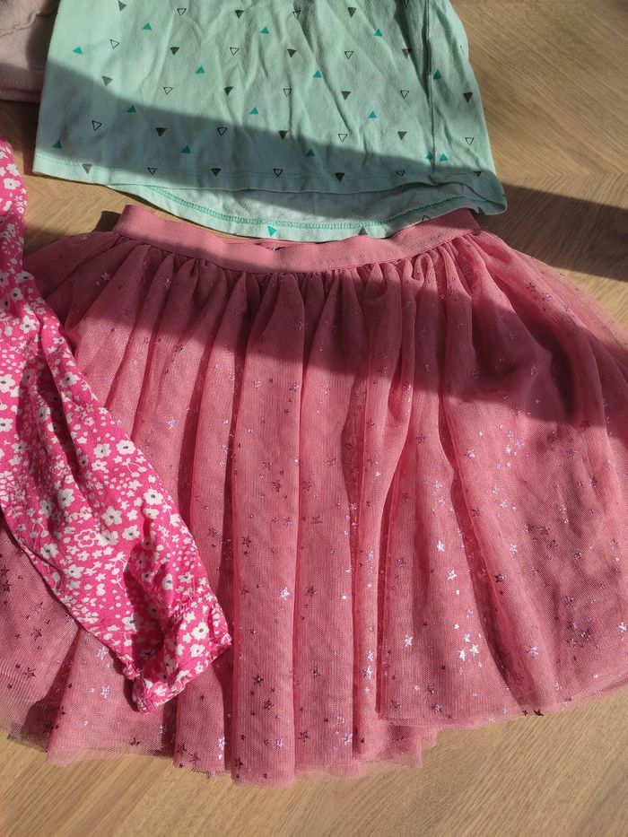 Lot de vêtements taille 8 ans - photo numéro 5