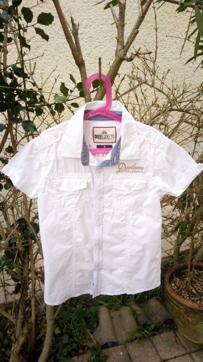 Jolie chemise manches courtes