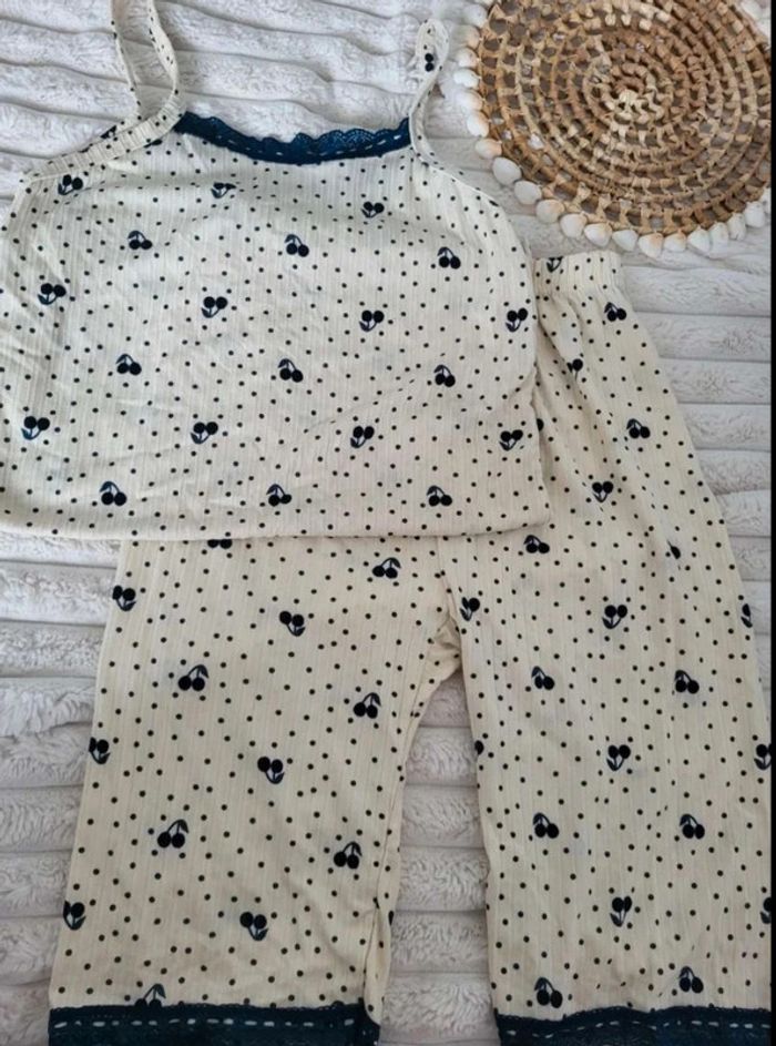 Pyjama pin-up taille M/L neuf