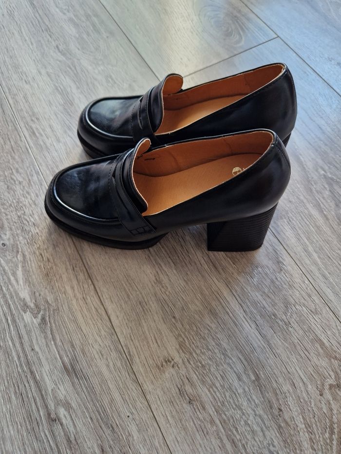 Chaussure - photo numéro 2