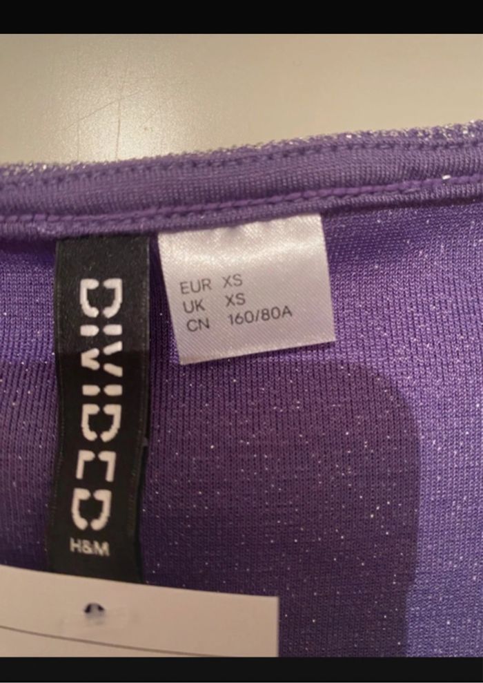 Top xs brillant manches longues H&M neuf - photo numéro 3